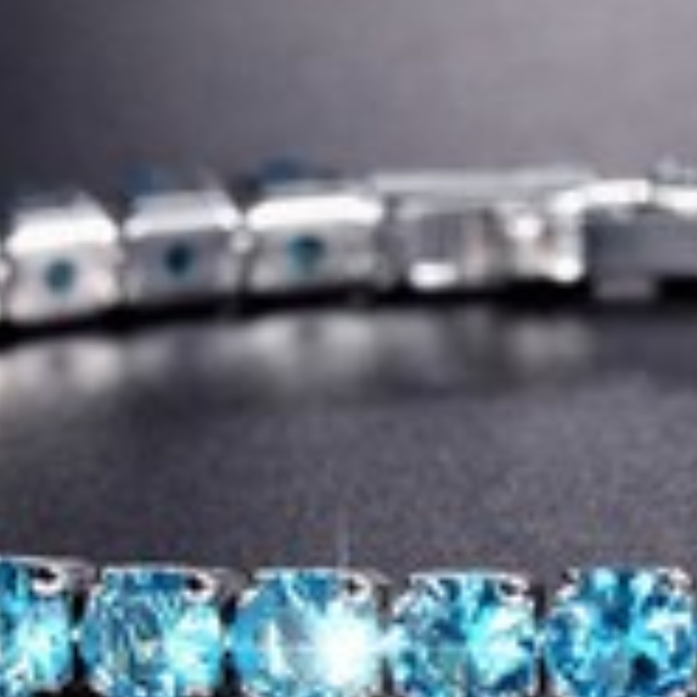 Beautiful Bracelet with Genuine Clear /Blue Zircon